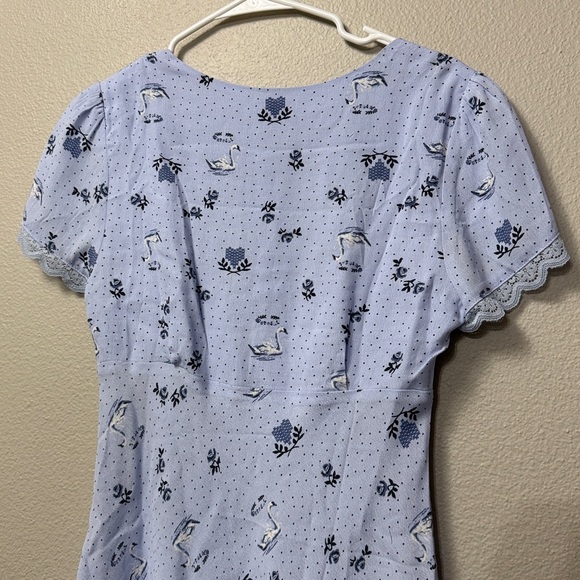 Urban Outfitters Kimchi Blue Sloan Square-Neck Empire Waist Mini Dress - Picture 13 of 15